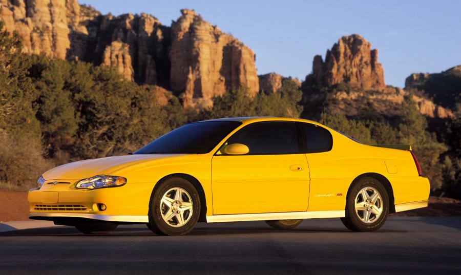  Chevrolet Monte Carlo SS 2000 года  (фото 12 из 35)